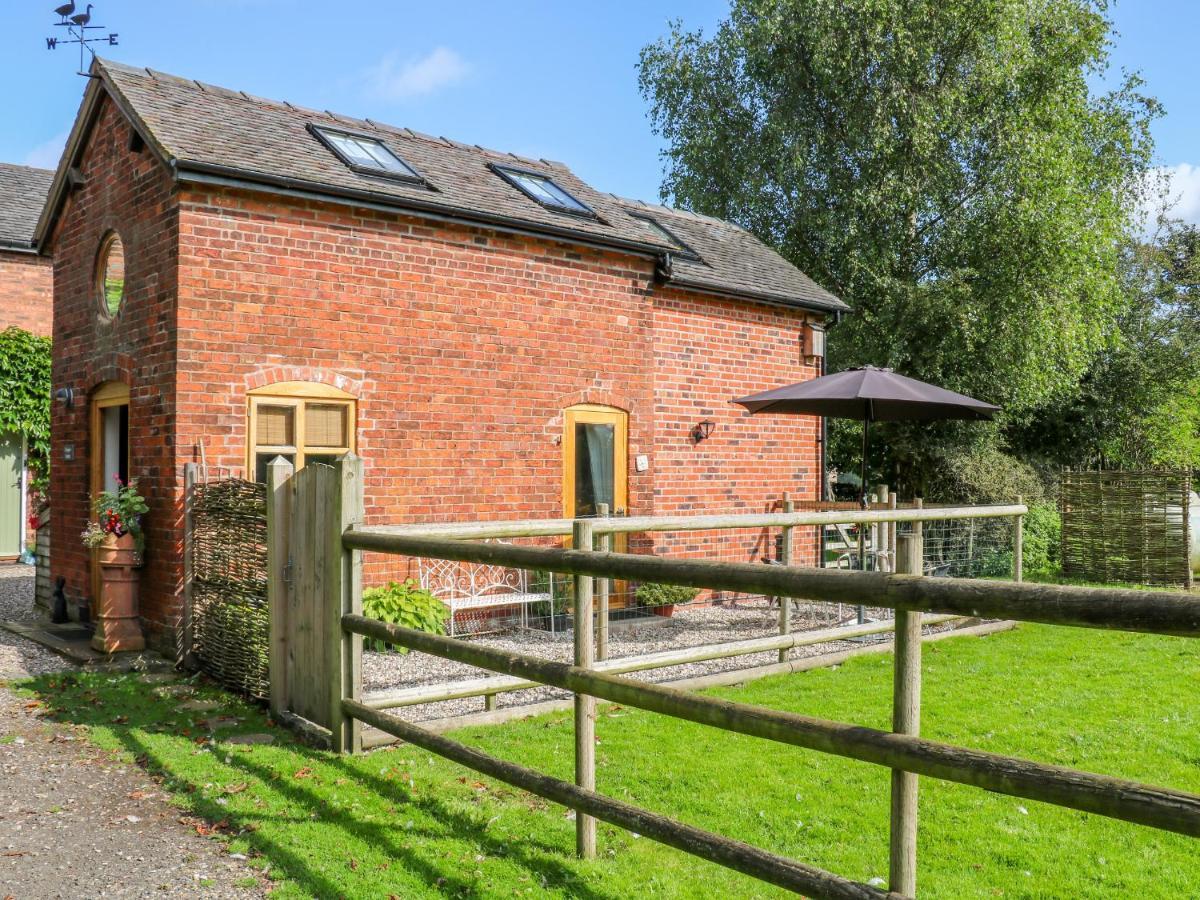 Chequer Stable Villa Brereton Exterior photo